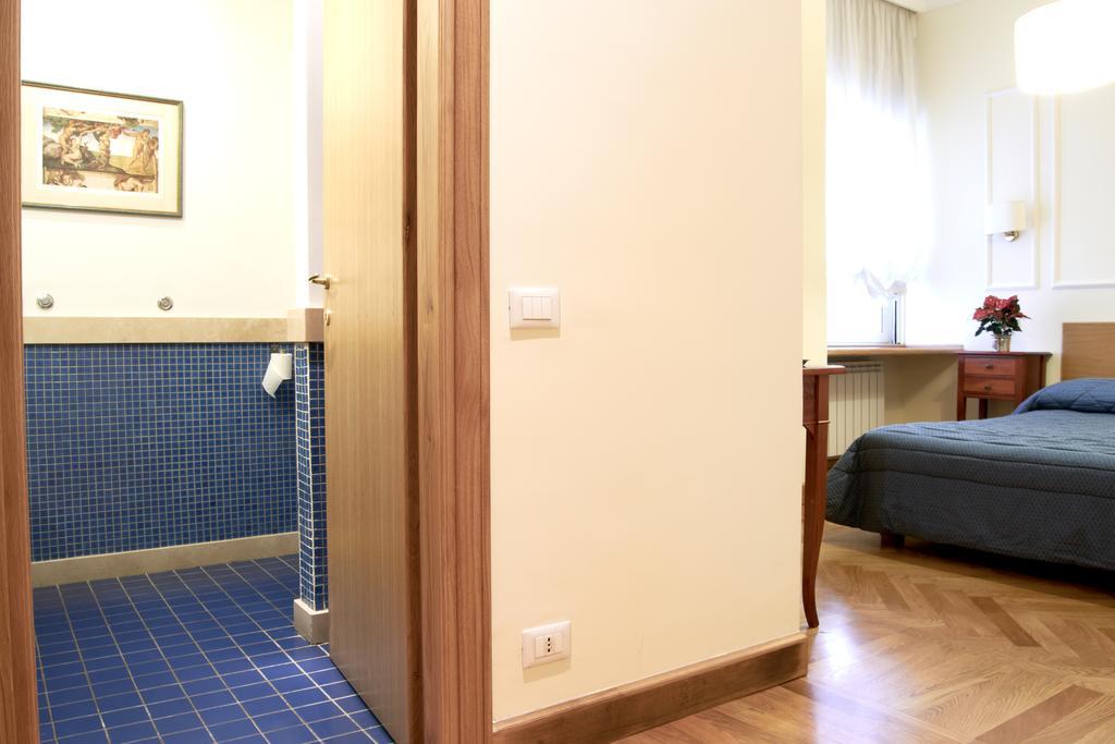 Bed & Breakfast Domus Cavour Roma