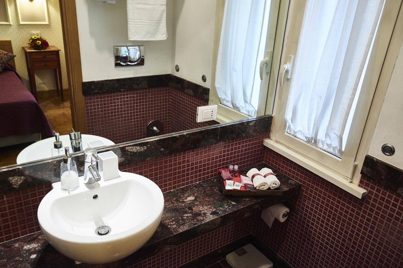 Domus Cavour 3*