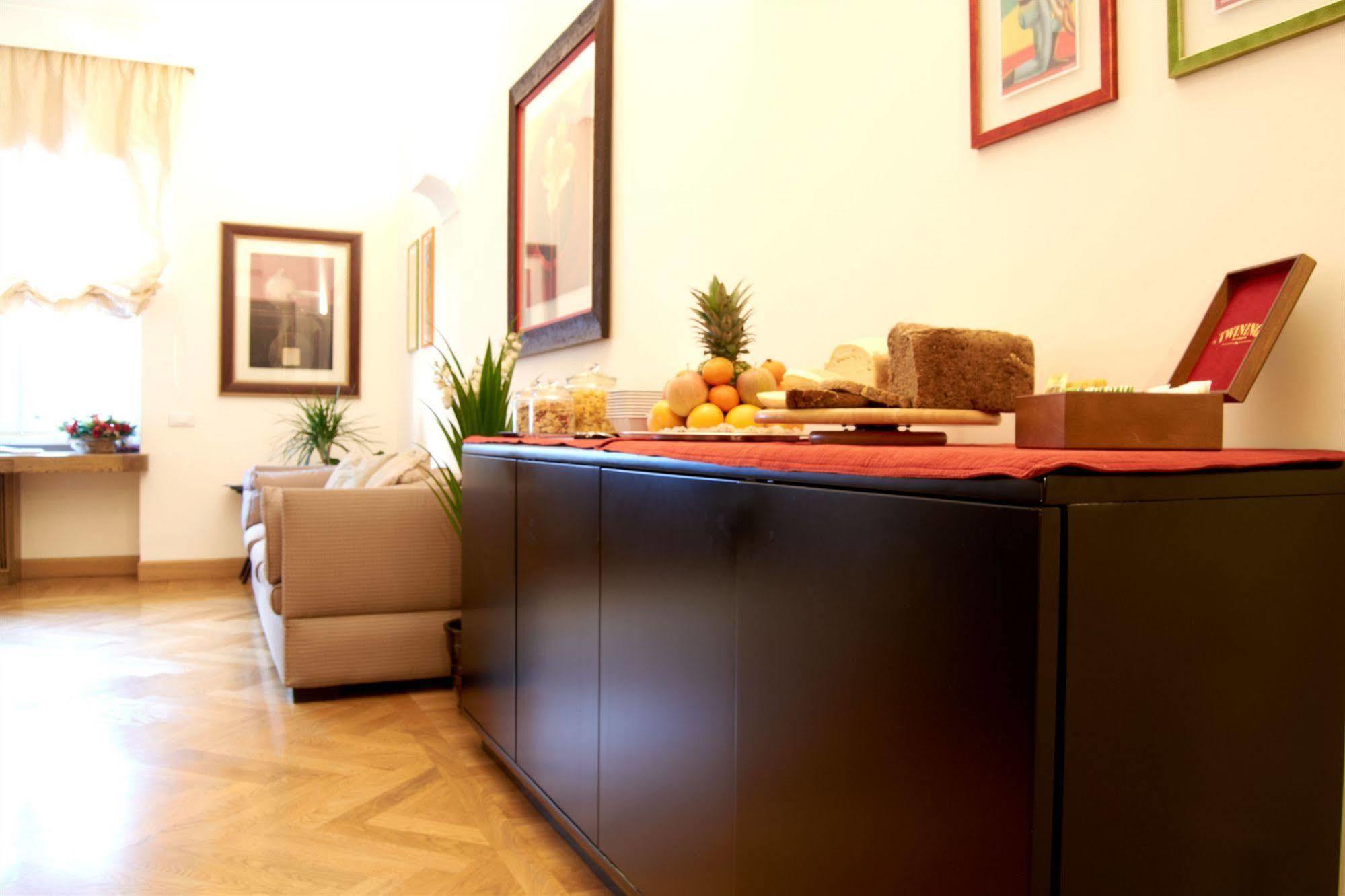 Domus Cavour 3* Roma