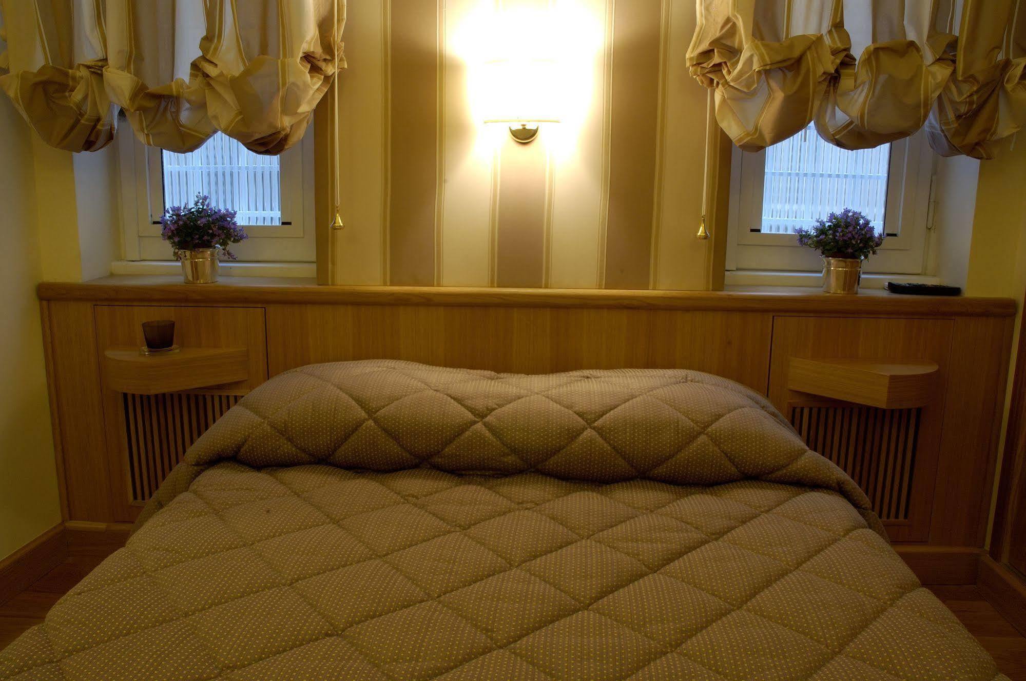 Domus Cavour 3* Roma