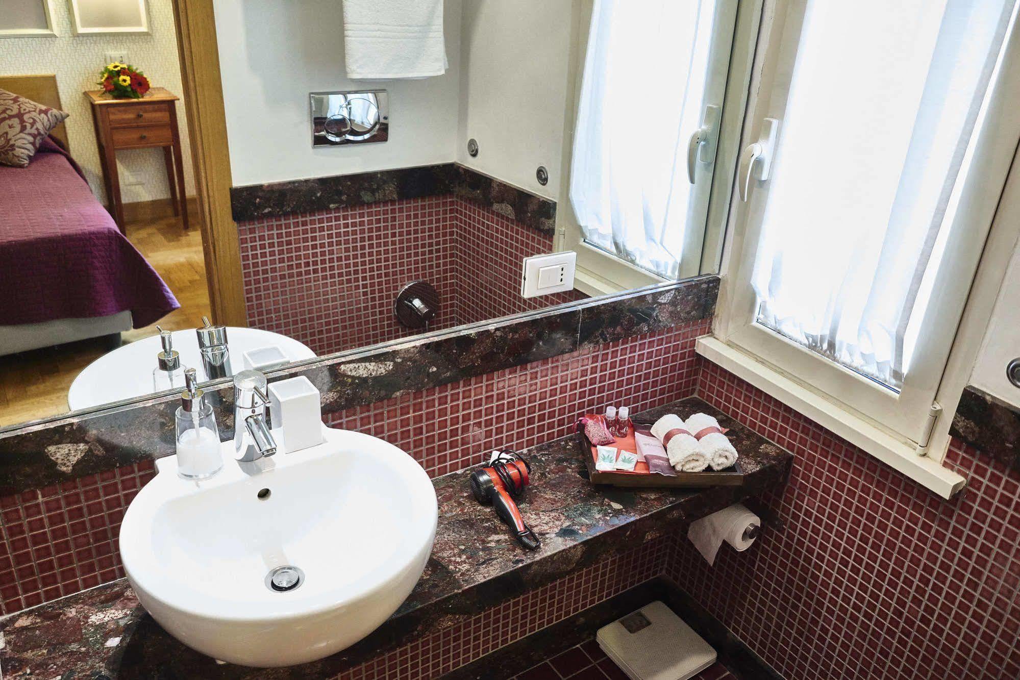Bed & Breakfast Domus Cavour Roma