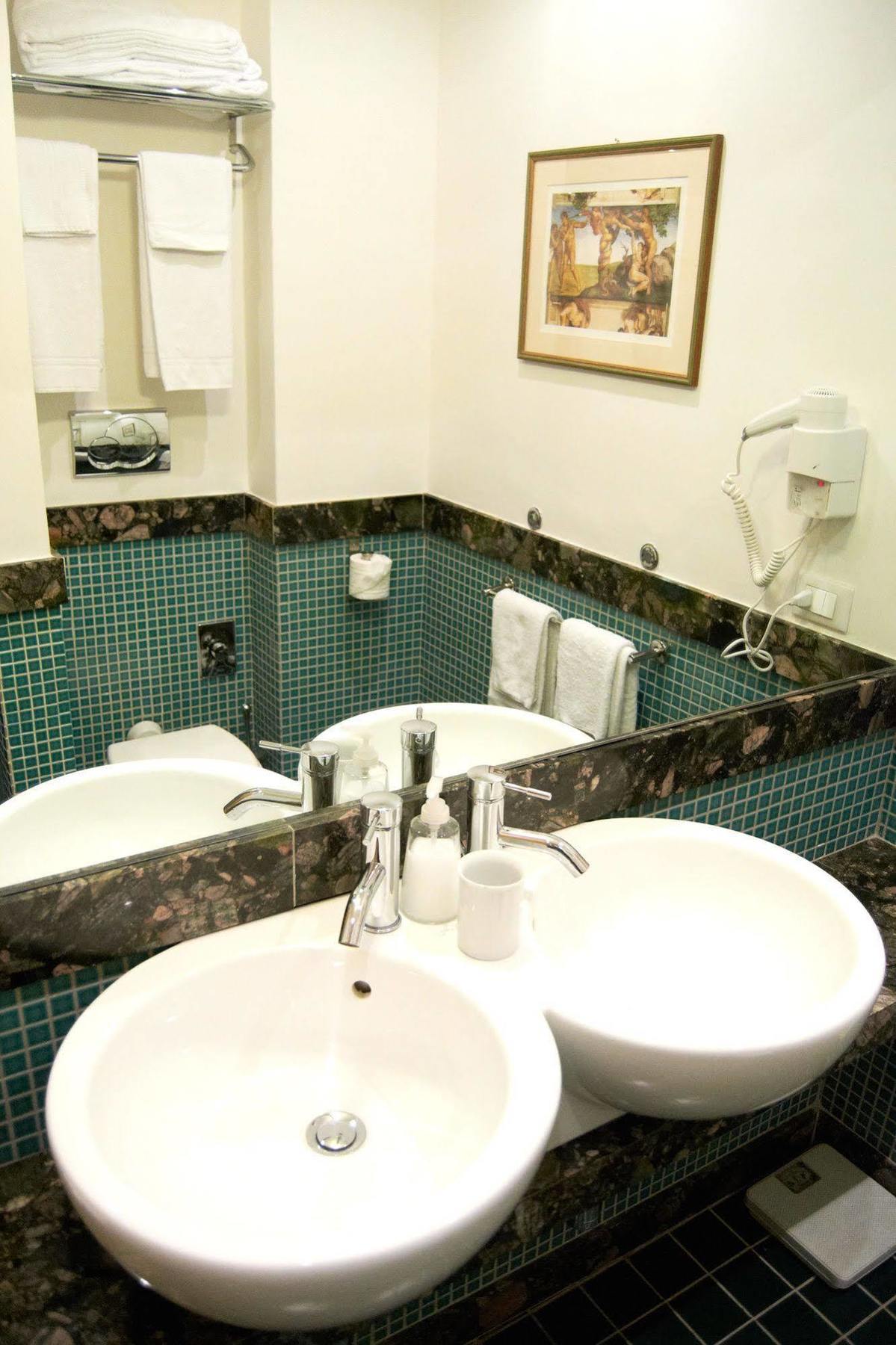 Bed & Breakfast Domus Cavour 3*