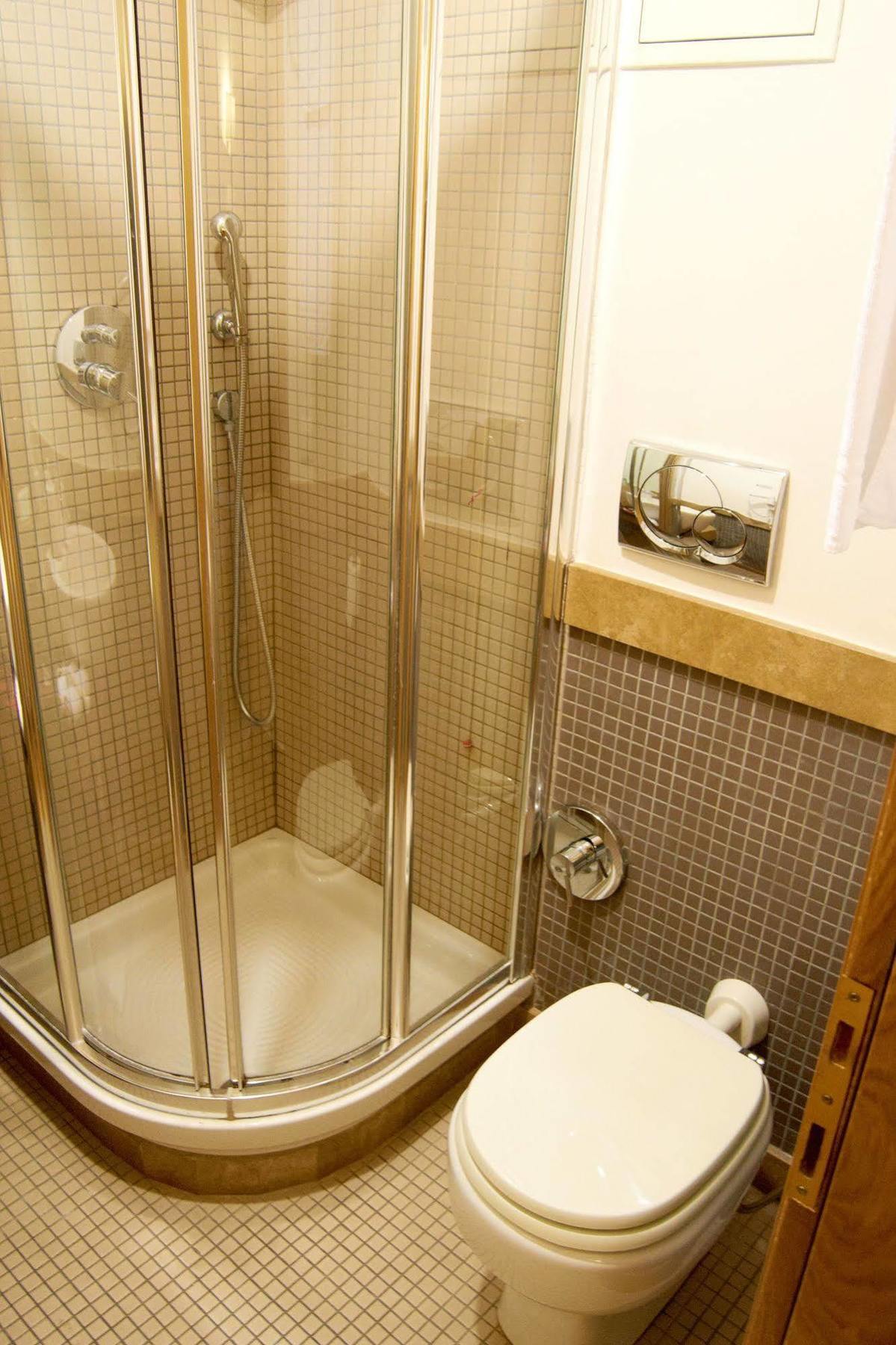 Domus Cavour Bed & Breakfast Roma
